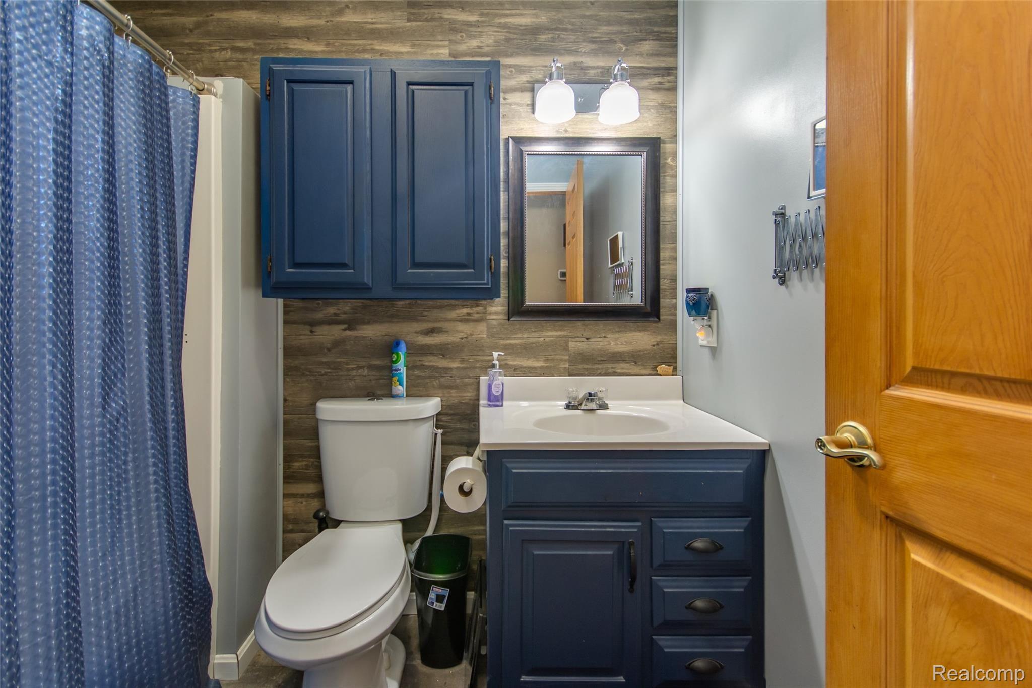 2463 North Stark Road Midland, MI 48642 - Photo 11 of 17 DSC_3937enf.jpg