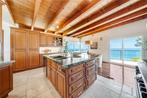 $3,700,000 | 31272 Ceanothus Drive, Laguna Beach, CA 92651