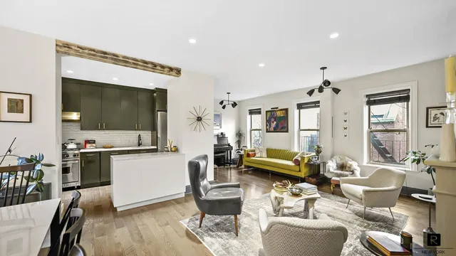 $1,895,000 | 261 West 22nd Street, Unit 25/26 | Chelsea