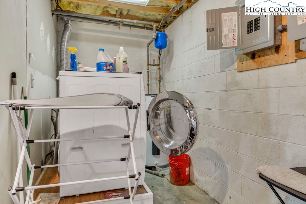 6 Ridgewood Lane Newland, NC 28657 - Photo 25 of 45 a view of storage and utility room