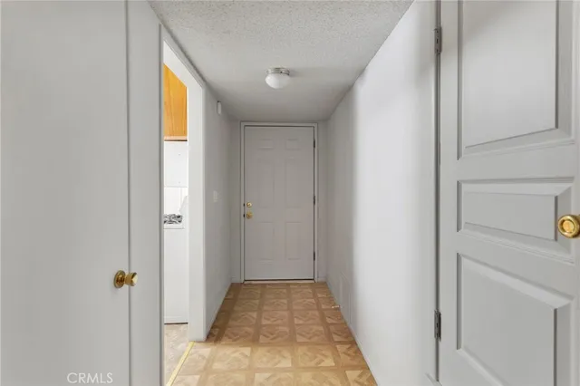 $379,900 | 16257 Avalon Avenue, Victorville, CA 92395