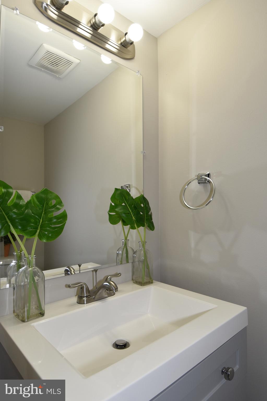 9778 Bragg Lane Manassas, VA 20110 - Photo 14 of 30 Half Bathroom on Main Level