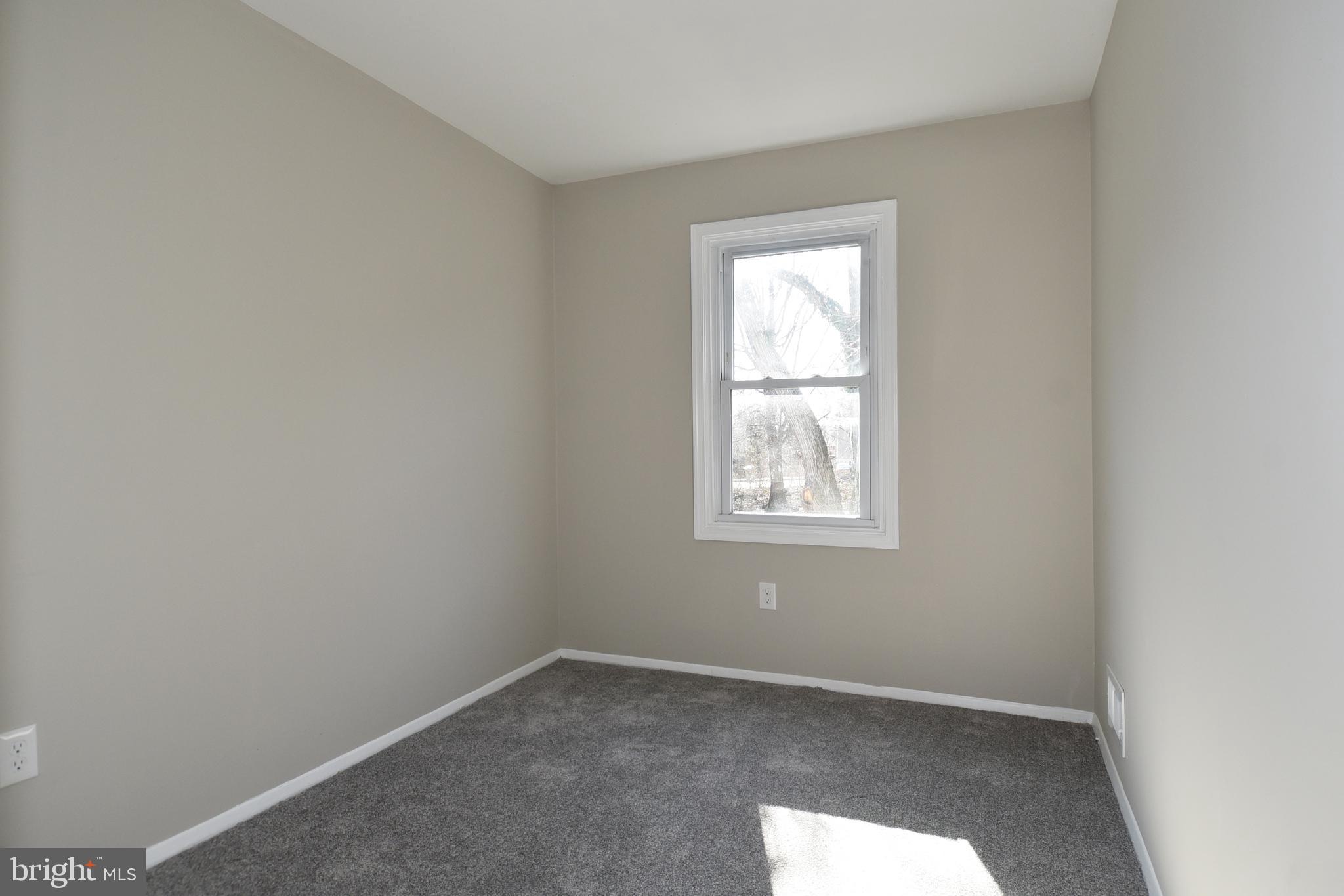 9778 Bragg Lane Manassas, VA 20110 - Photo 25 of 30 Bedroom #3