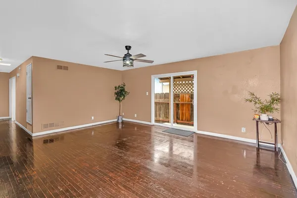 $345,000 | 1358 Conner Avenue, Dos Palos, CA 93620