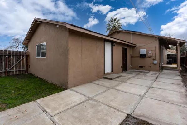 $345,000 | 1358 Conner Avenue, Dos Palos, CA 93620