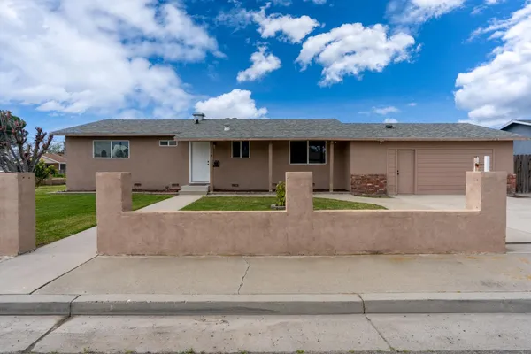 $345,000 | 1358 Conner Avenue, Dos Palos, CA 93620