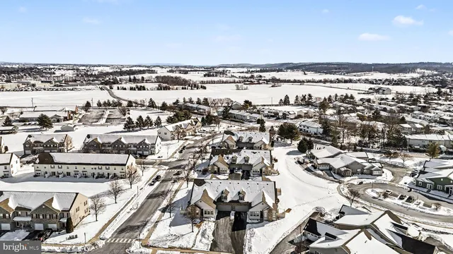 $390,000 | 50 South Village Circle, Palmyra, PA 17078