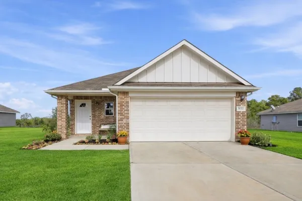 $285,000 | 38372 Park View Drive, Hempstead, TX 77445