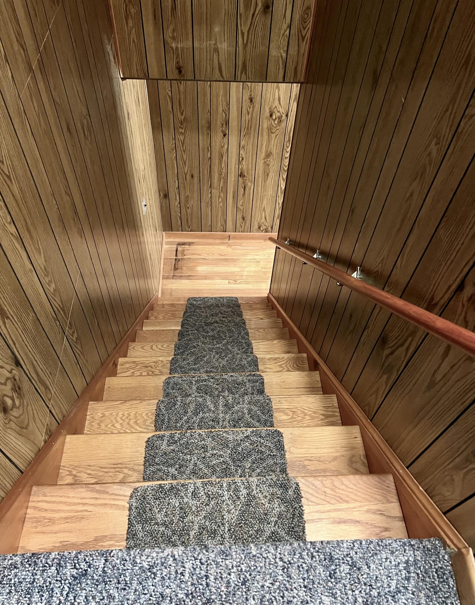 37 East Ridge Road Southwest Harbor, ME 04679 - Photo 19 of 45 Stairway