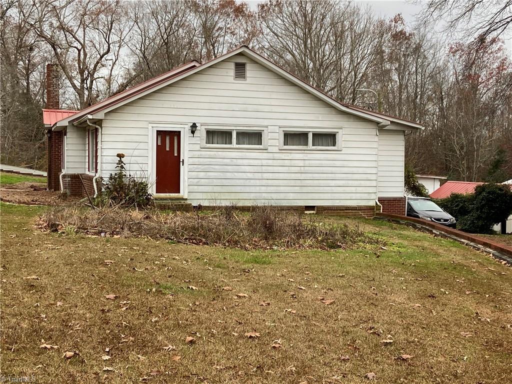 1125 Garner Road Denton, NC 27239 - Photo 5 of 26