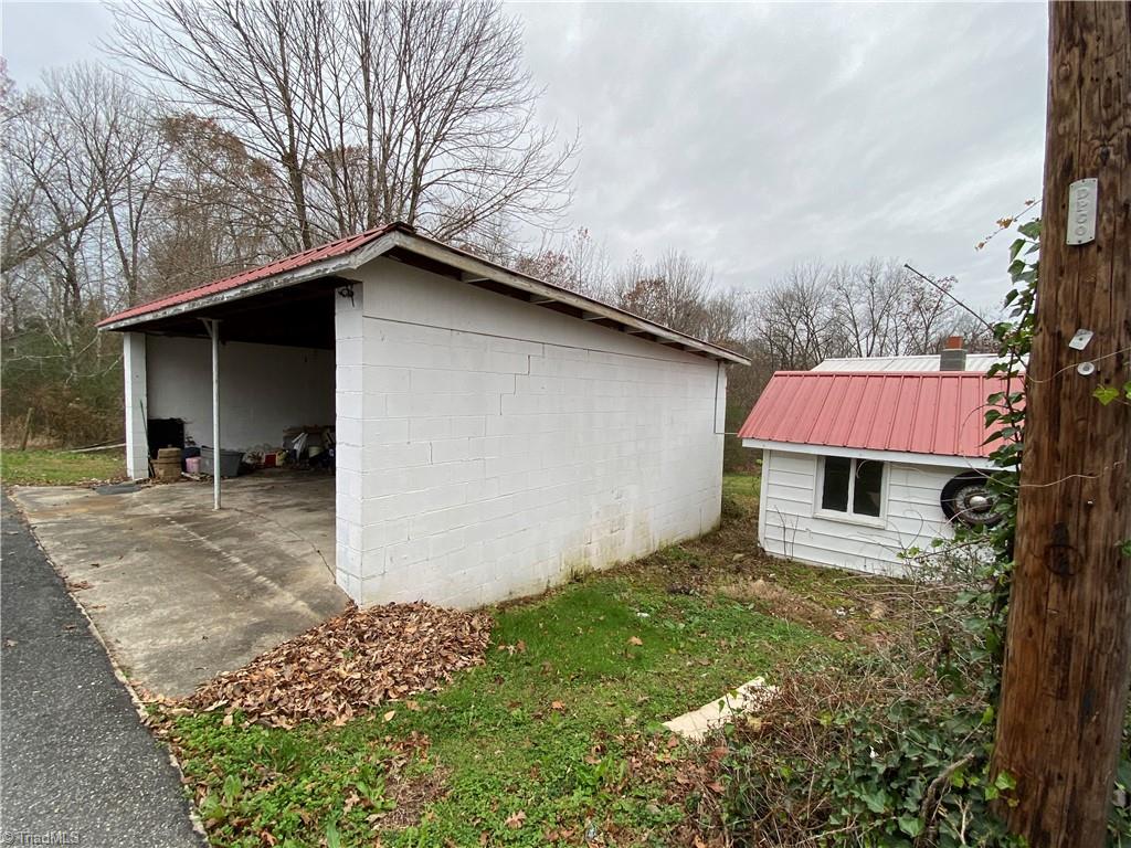 1125 Garner Road Denton, NC 27239 - Photo 6 of 26