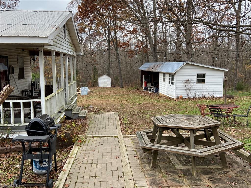 1125 Garner Road Denton, NC 27239 - Photo 8 of 26