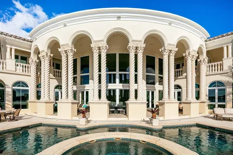 $25,000,000 | 2 Pelican Drive, Fort Lauderdale, FL 33301