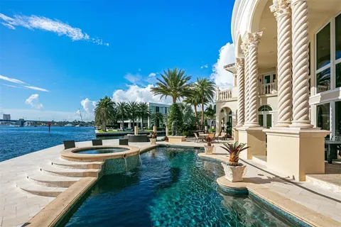 $25,000,000 | 2 Pelican Drive, Fort Lauderdale, FL 33301