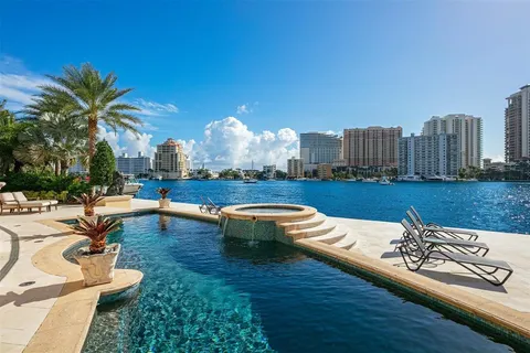 $25,000,000 | 2 Pelican Drive, Fort Lauderdale, FL 33301