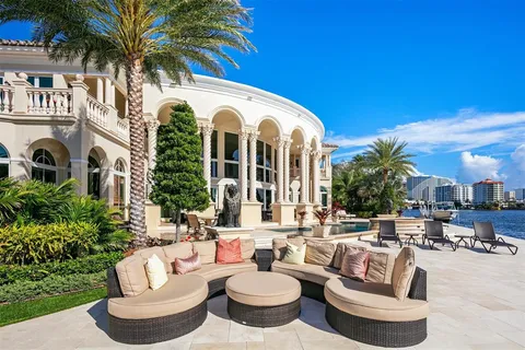 $25,000,000 | 2 Pelican Drive, Fort Lauderdale, FL 33301