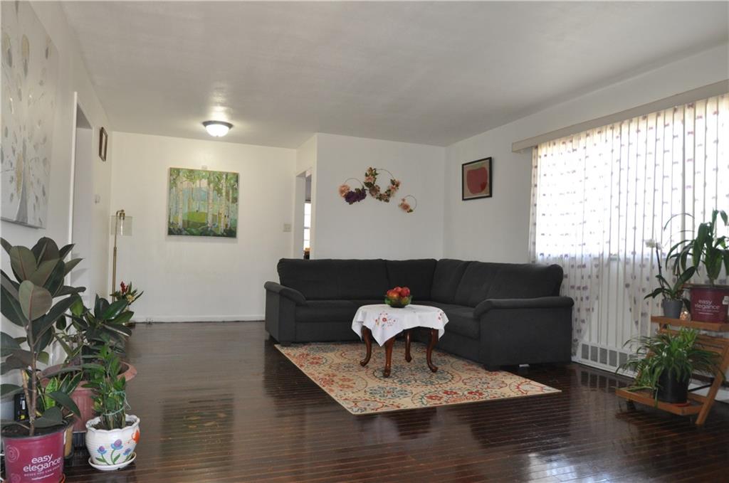 3250 North Riley Avenue Indianapolis, IN 46218 - Photo 5 of 36 Gallery Image 5