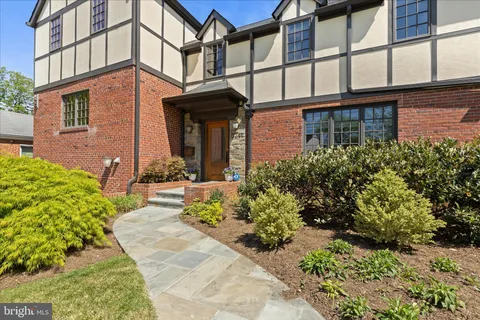 $1,895,000 | 5741 27th Street Northwest, Washington, DC 20015