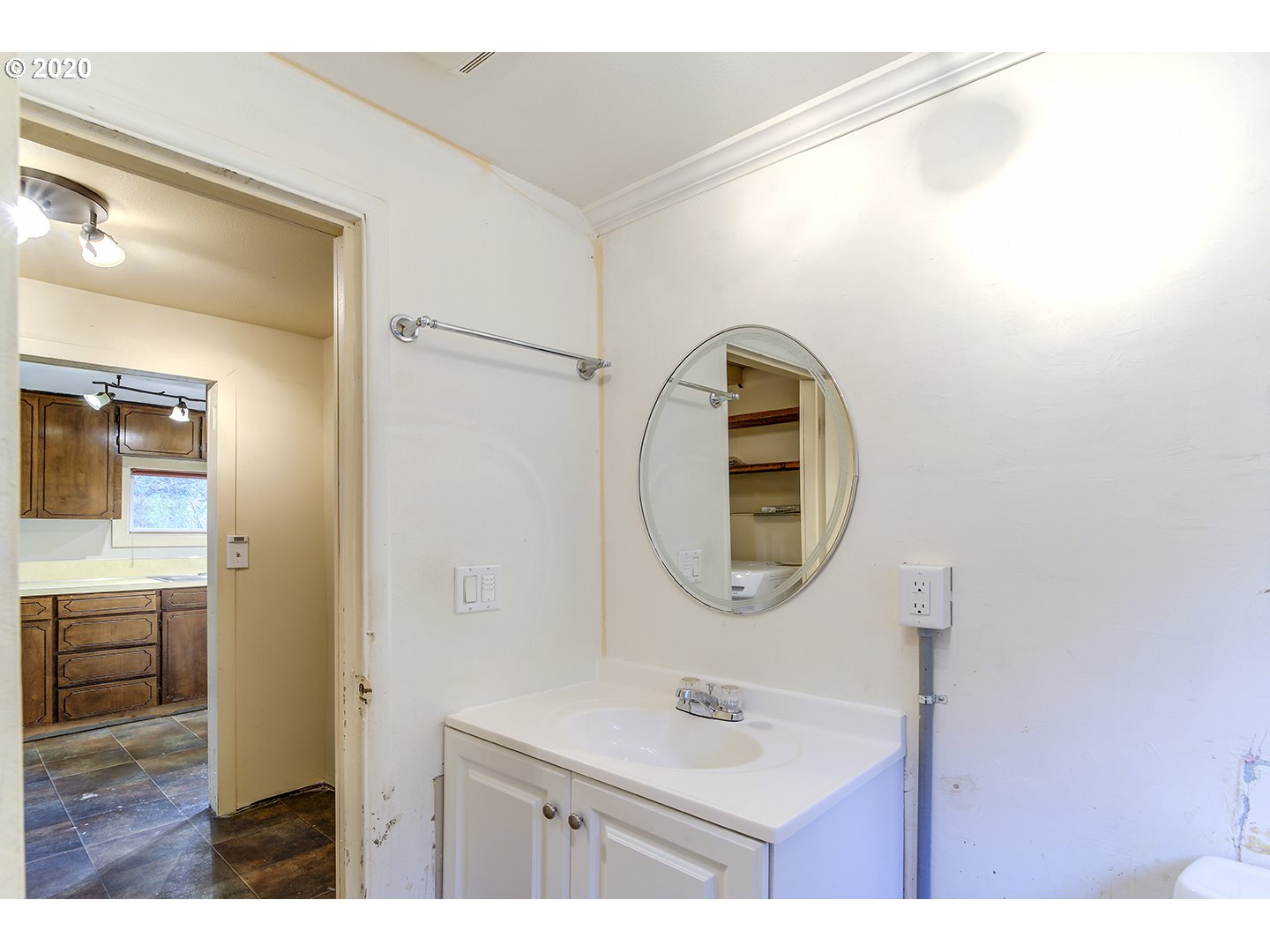 11515 Northwest Laidlaw Road Portland, OR 97229 - Photo 20 of 29 Gallery Image 20