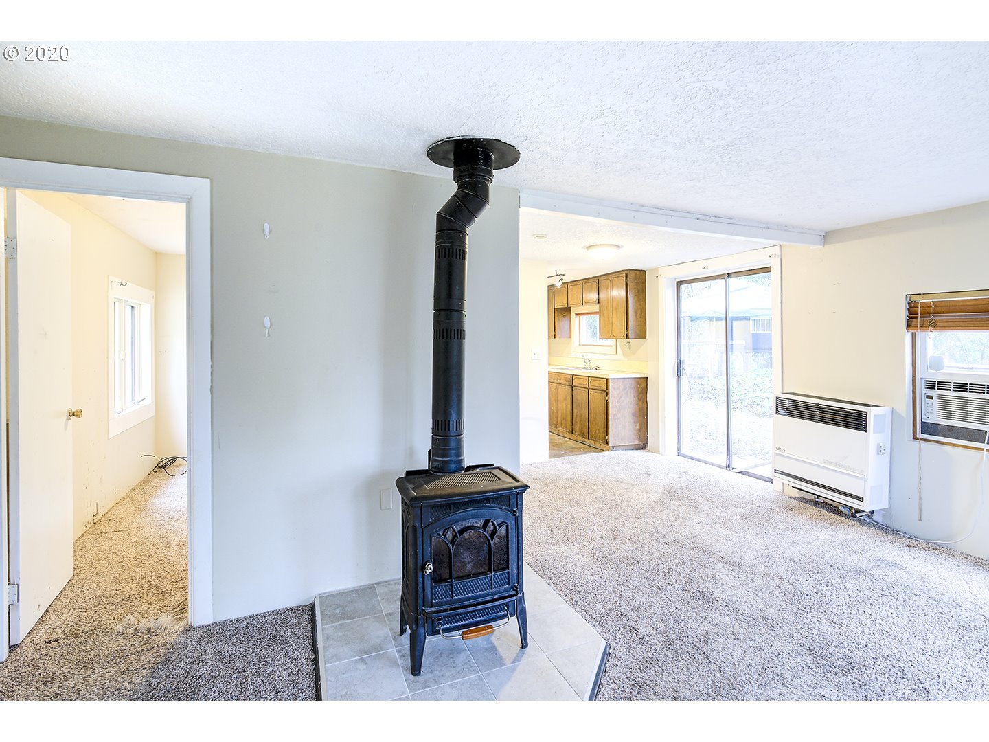 11515 Northwest Laidlaw Road Portland, OR 97229 - Photo 6 of 29 Gallery Image 6