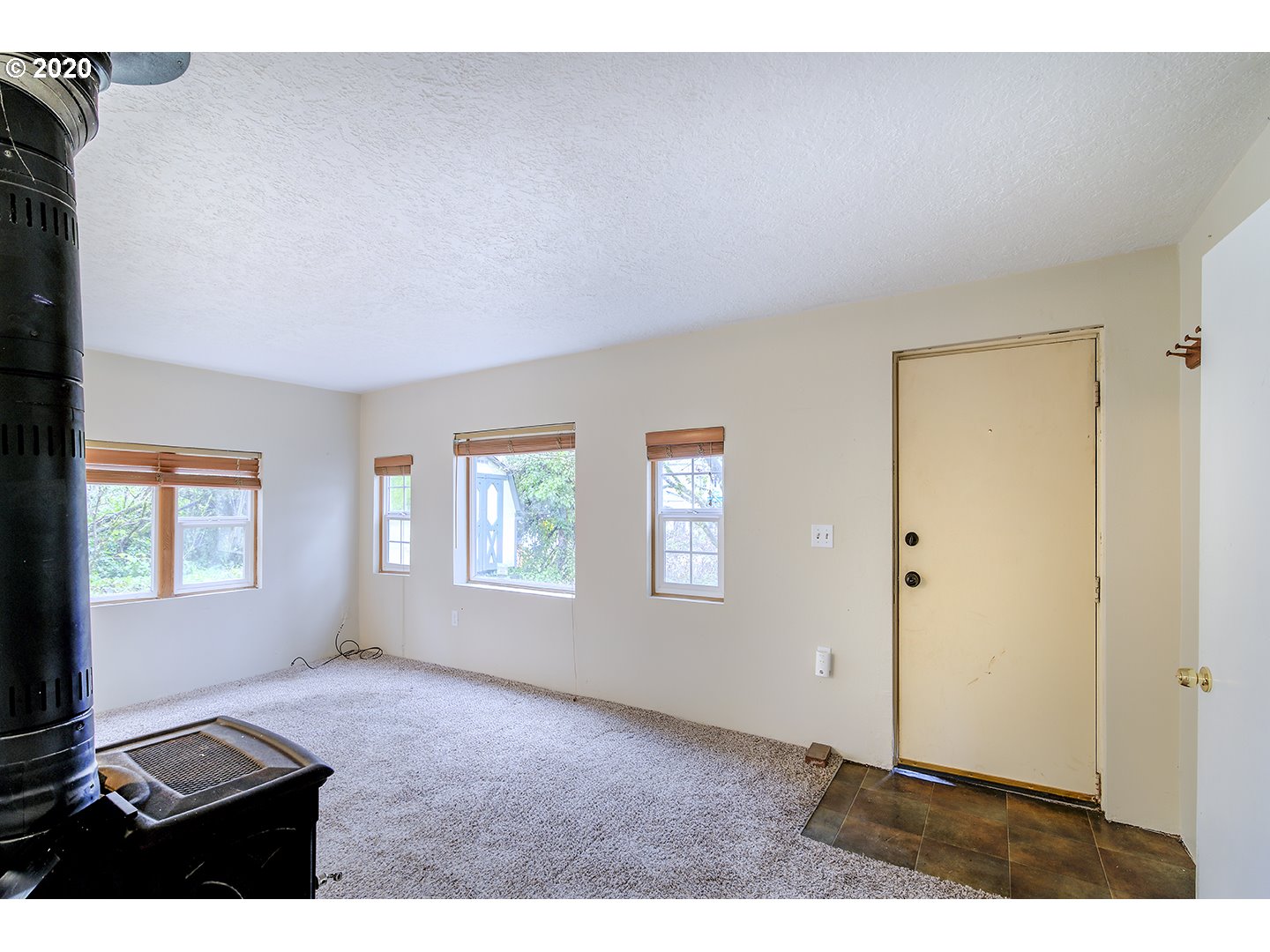 11515 Northwest Laidlaw Road Portland, OR 97229 - Photo 9 of 29 Gallery Image 9
