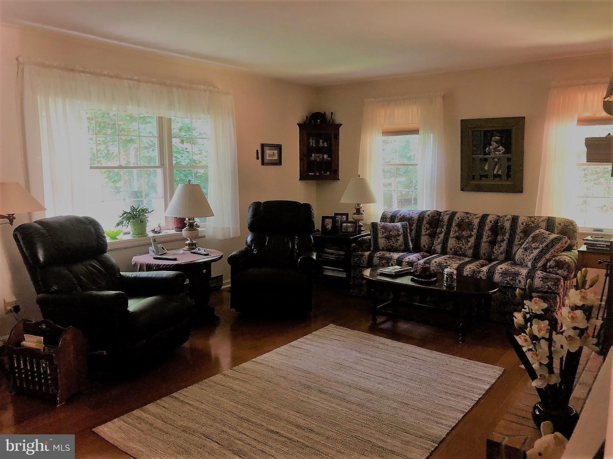 440 Ridge Road Rising Sun, MD 21911 - Photo 11 of 26 Living Room