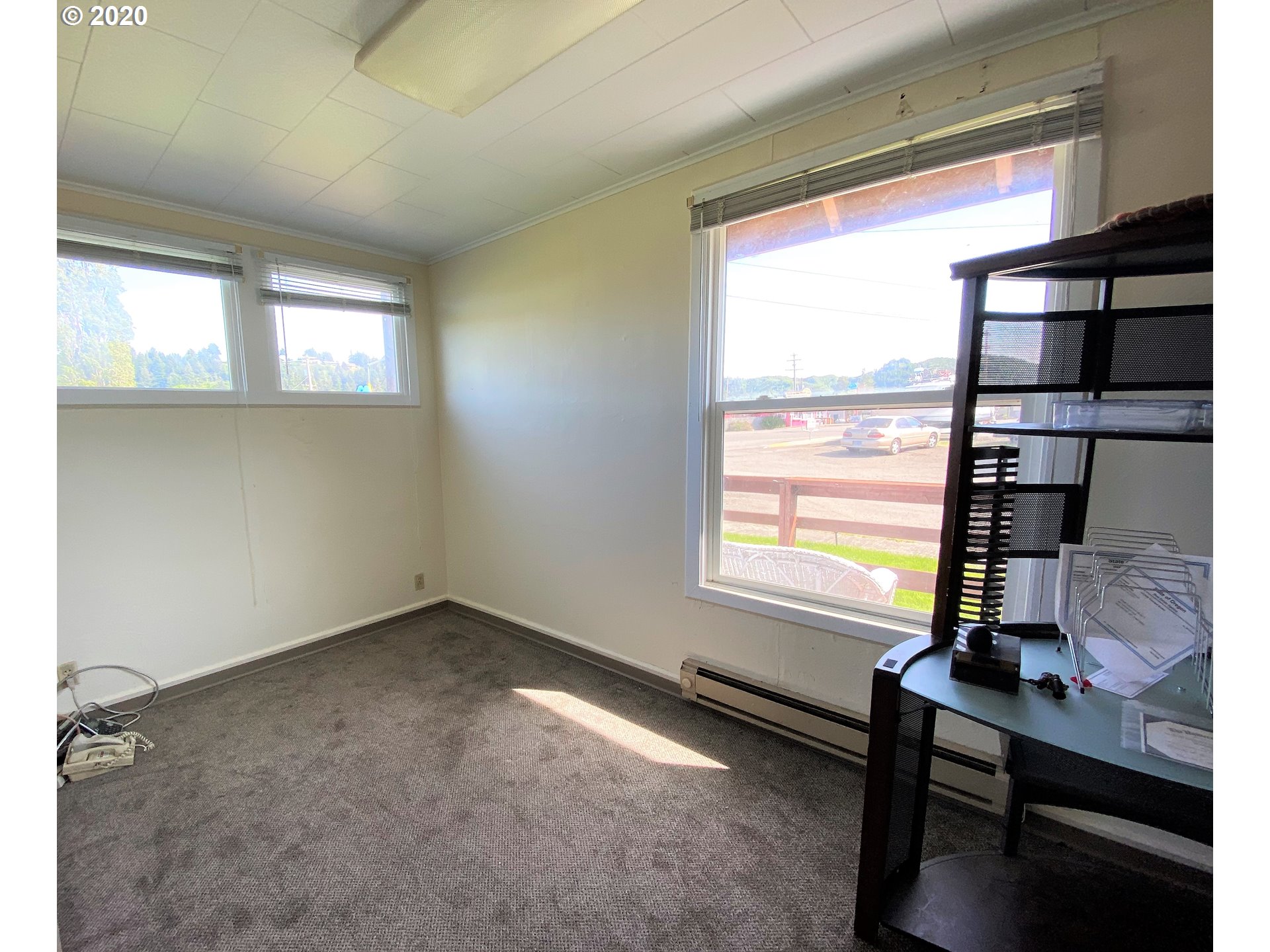 901 Highway Avenue Reedsport, OR 97467 - Photo 13 of 30 Lower Unit