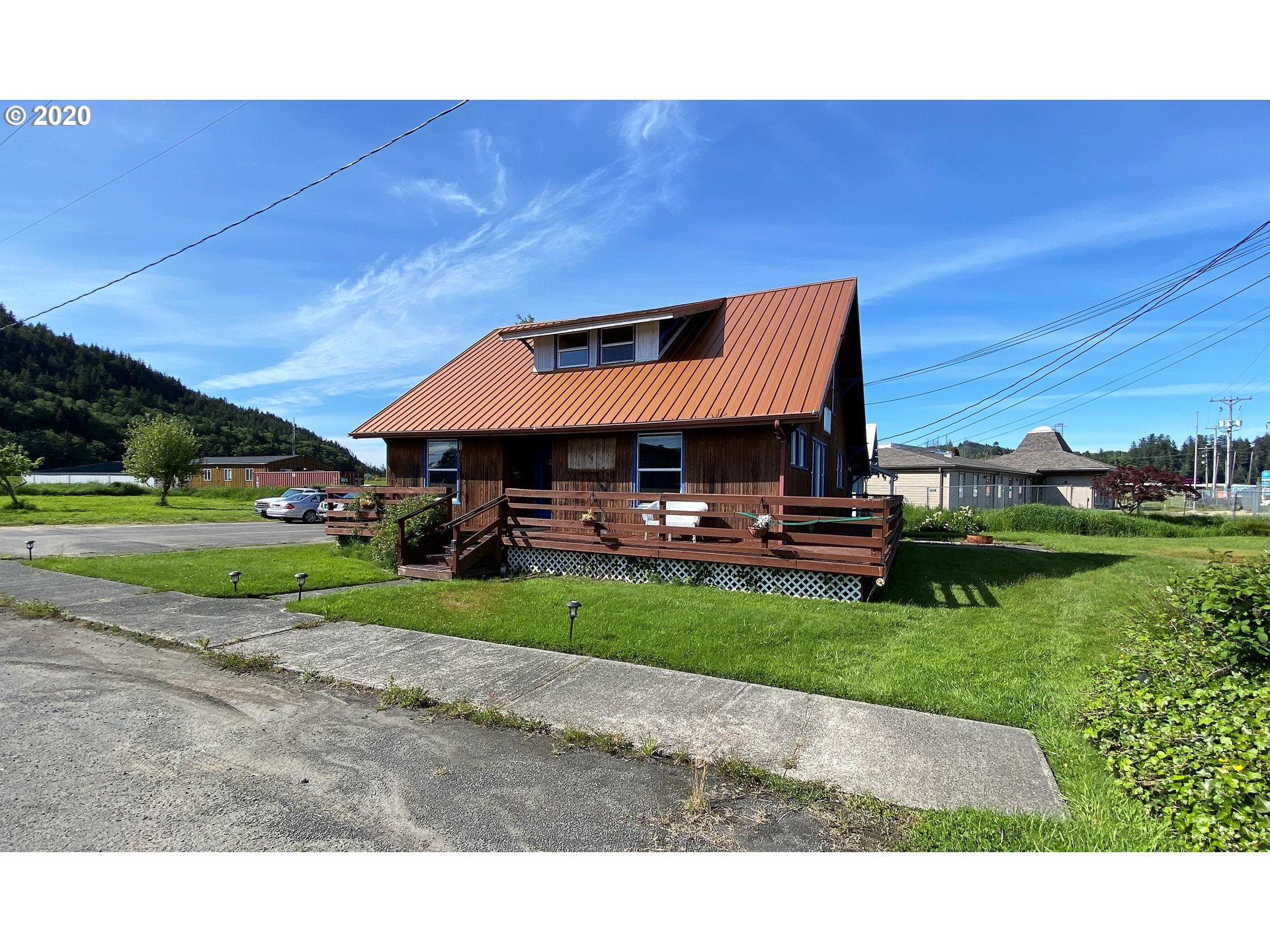 901 Highway Avenue Reedsport, OR 97467 - Photo 3 of 30 Gallery Image 3