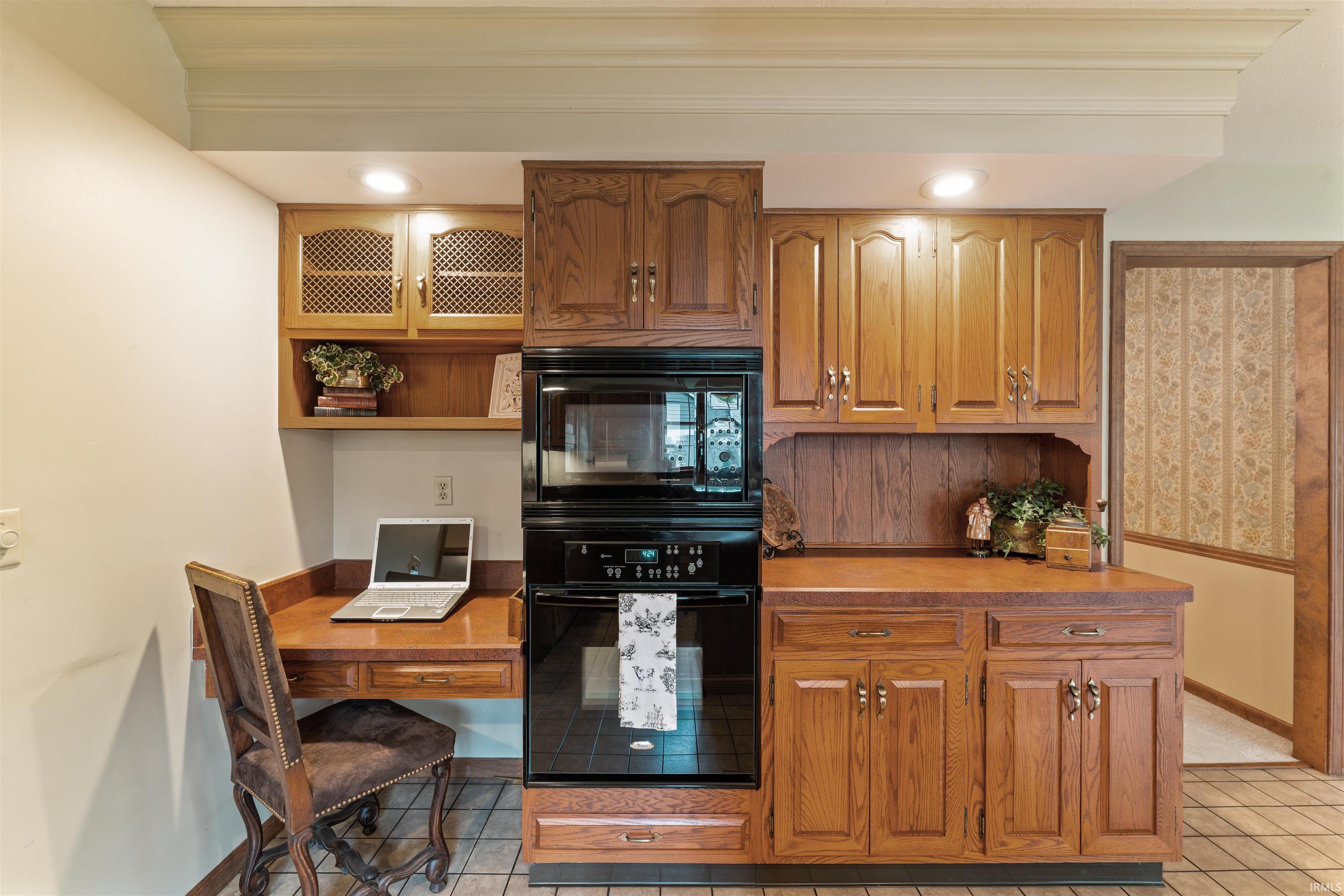 50677 Ridgemoor Way Granger, IN 46530 - Photo 6 of 36 Gallery Image 6