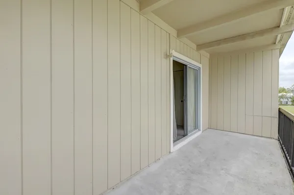 $249,990 | 18350 Southeast Wood Haven Lane, Unit J, Jupiter, FL 33469