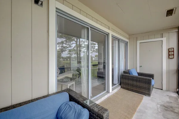 $249,990 | 18350 Southeast Wood Haven Lane, Unit J, Jupiter, FL 33469