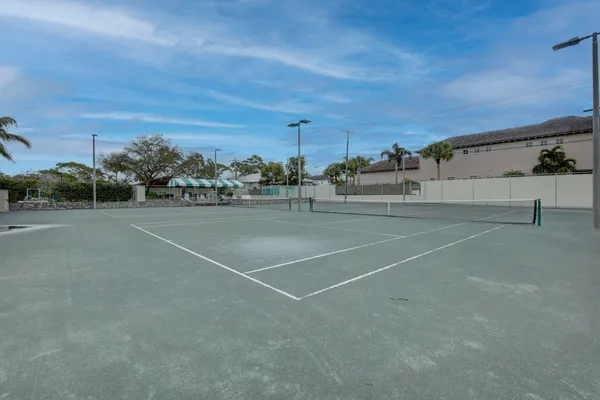 $249,990 | 18350 Southeast Wood Haven Lane, Unit J, Jupiter, FL 33469