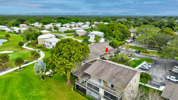 $249,990 | 18350 Southeast Wood Haven Lane, Unit J, Jupiter, FL 33469