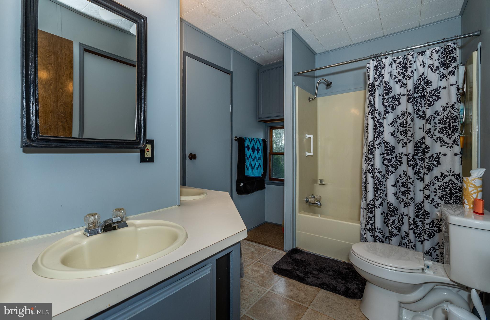 330 Creek Road Manchester, PA 17345 - Photo 17 of 35 Gallery Image 17
