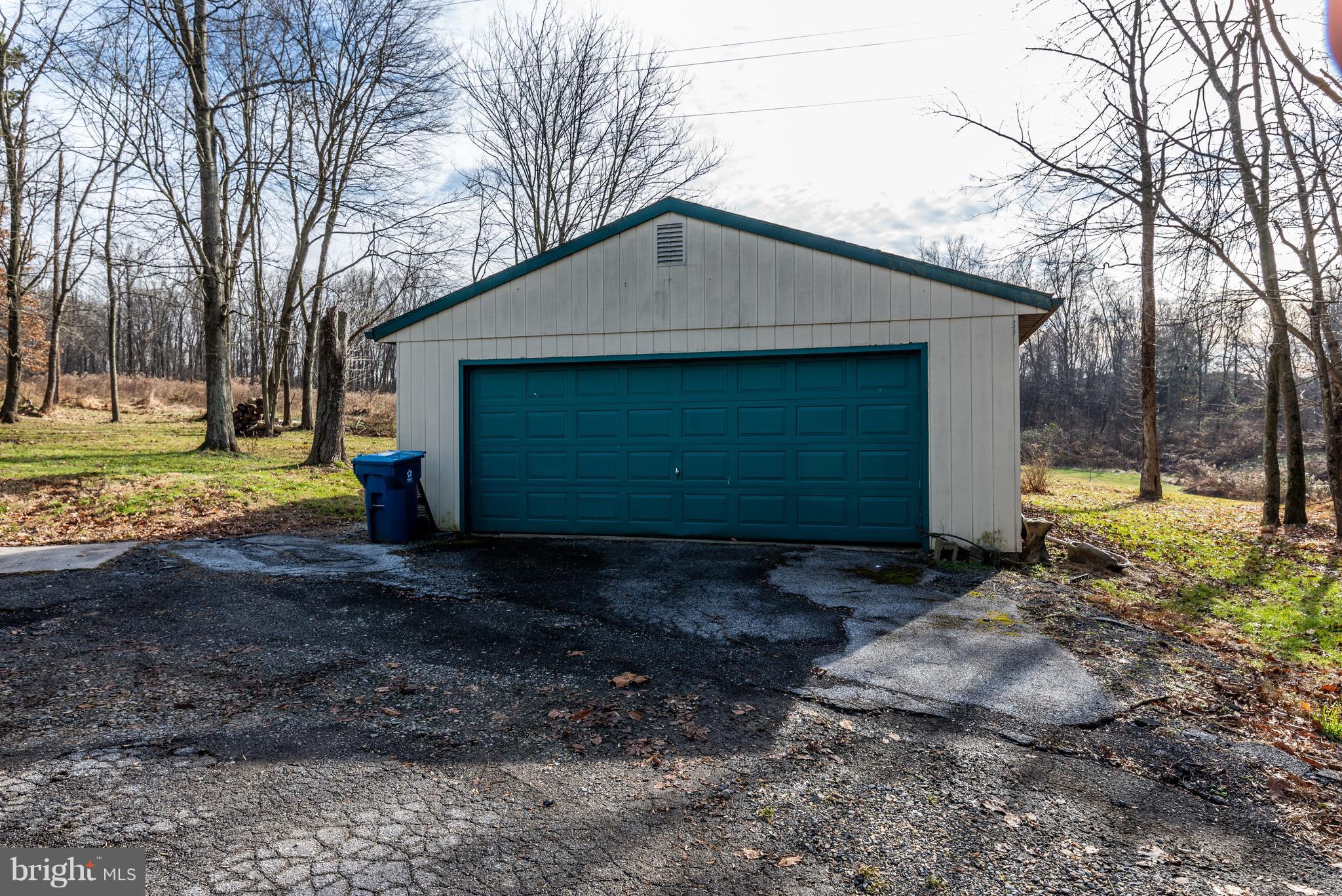 330 Creek Road Manchester, PA 17345 - Photo 27 of 35 Gallery Image 27