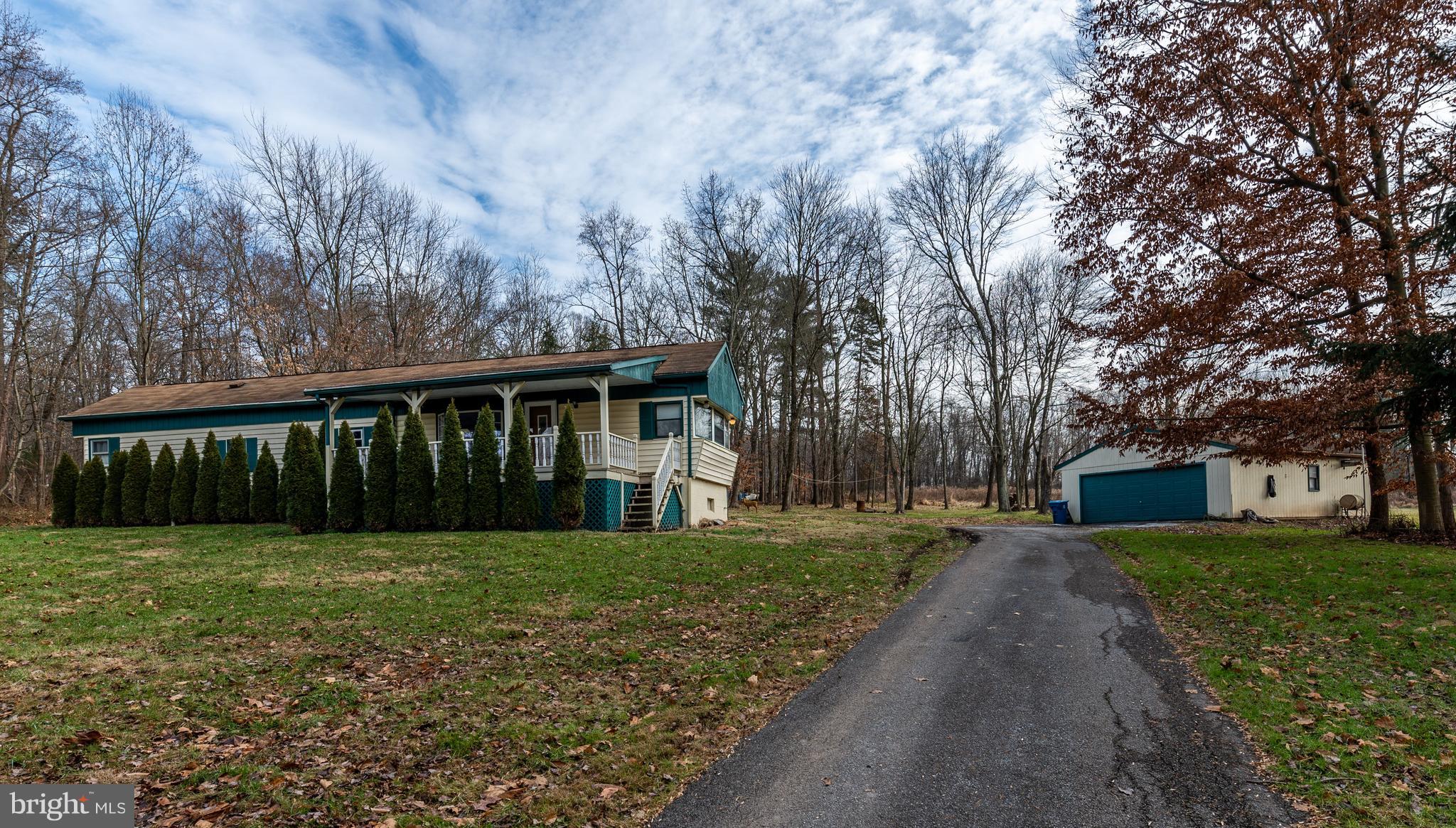 330 Creek Road Manchester, PA 17345 - Photo 6 of 35 Gallery Image 6