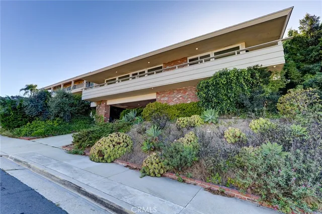 $5,900 | 30043 Grandpoint Lane, Rancho Palos Verdes, CA 90275