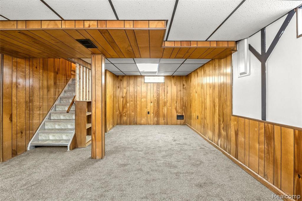 4805 Helen Street Dearborn, MI 48126 - Photo 25 of 46