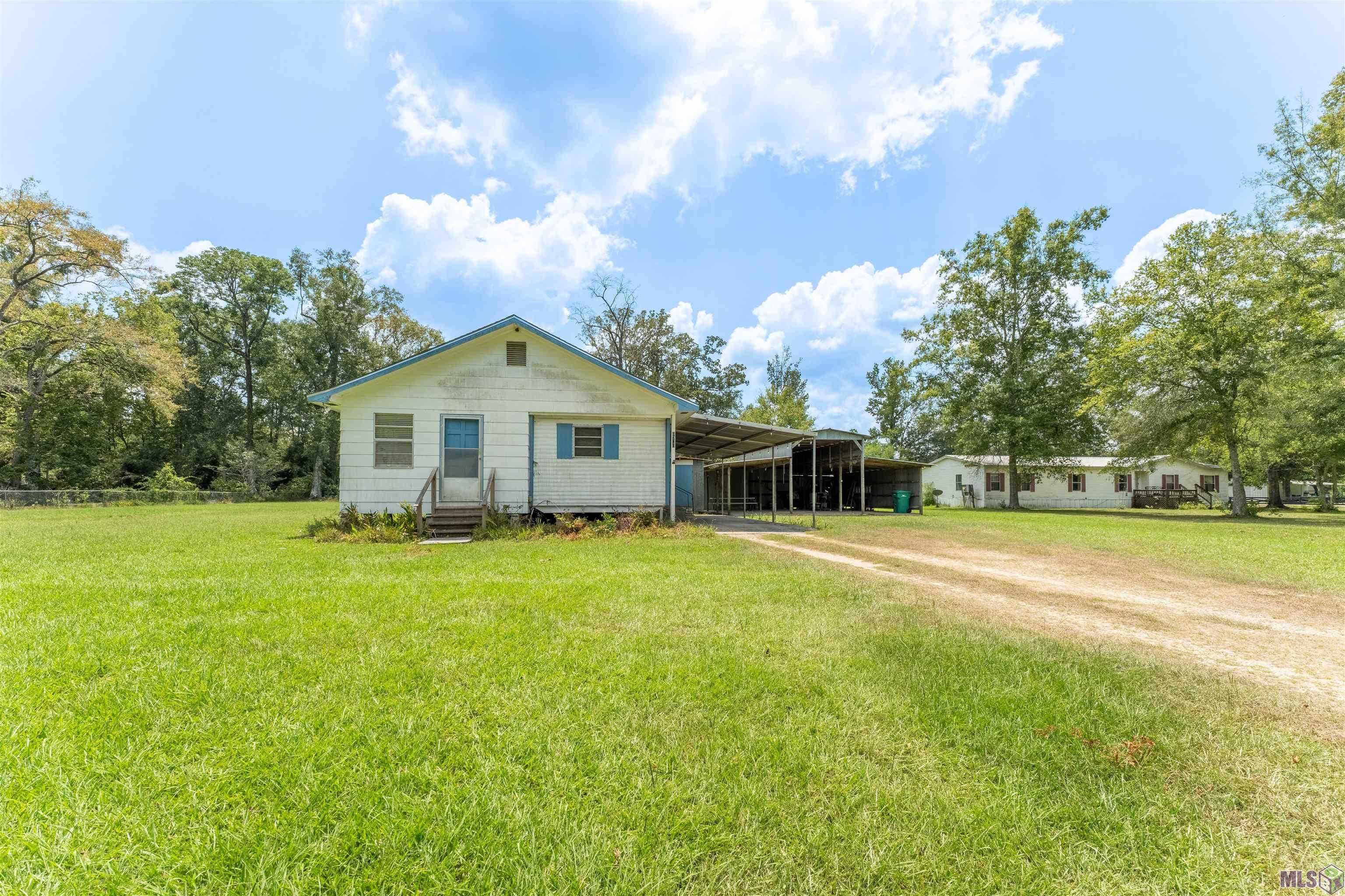8784 Old Winchester Road Denham Springs, LA 70706 - Photo 11 of 15 1 acre lot