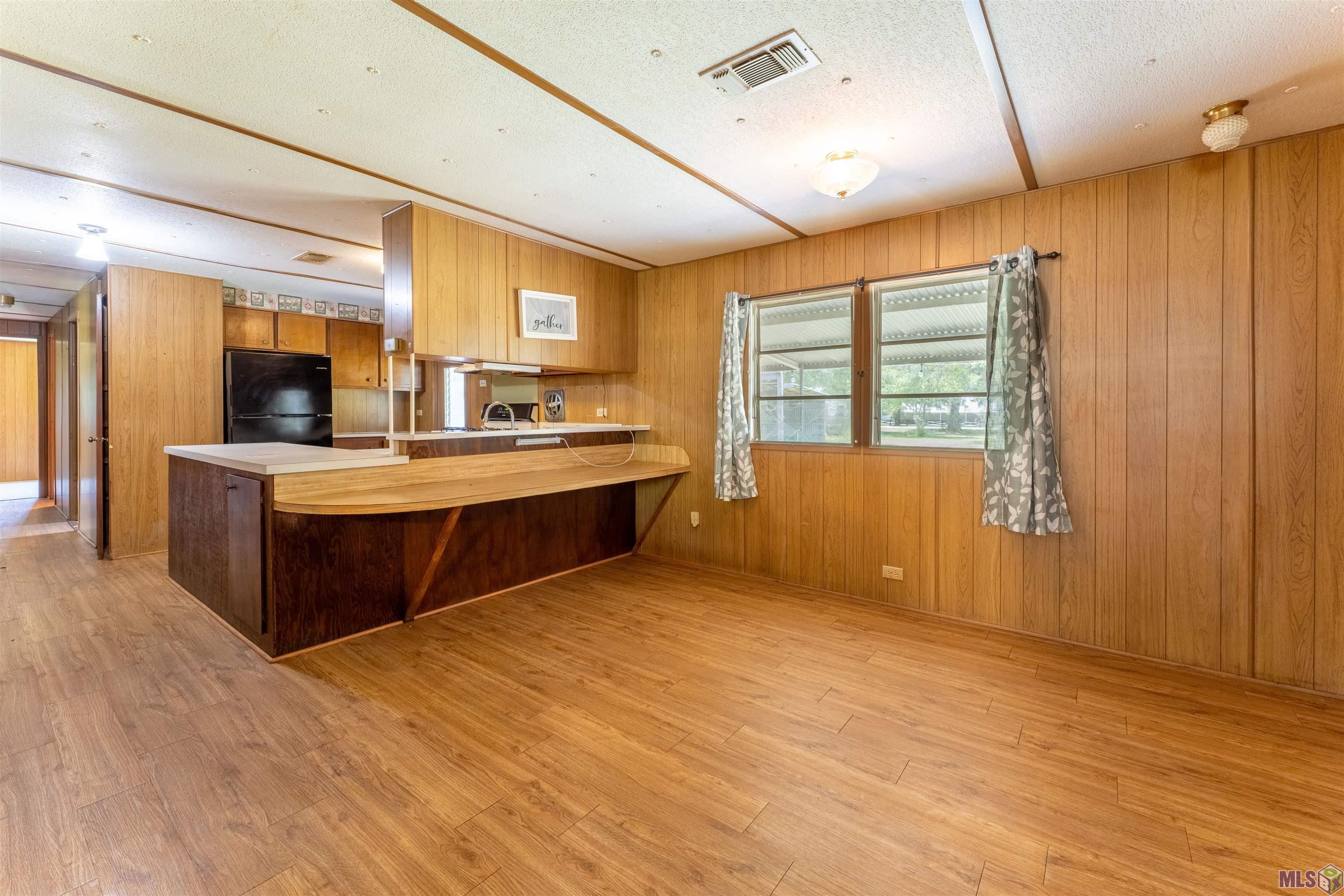 8784 Old Winchester Road Denham Springs, LA 70706 - Photo 2 of 15 Dining Area