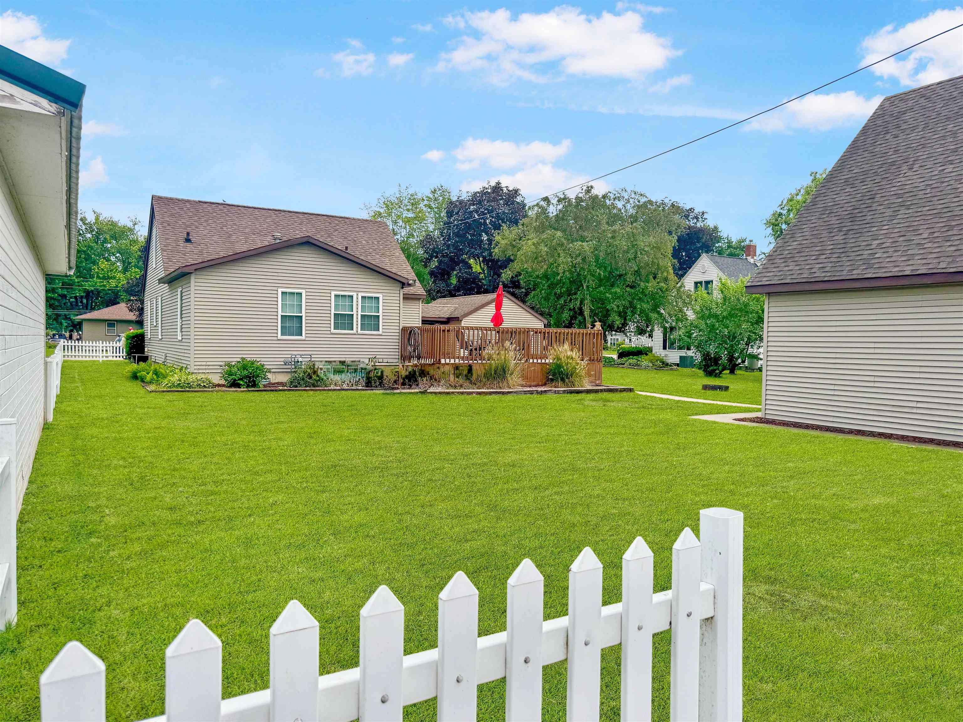 323 South Ohio Street Prairie du Chien, WI 53821 - Photo 6 of 38