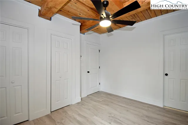 $430,000 | 117 Shagbark Road, Beech Mountain, NC 28604