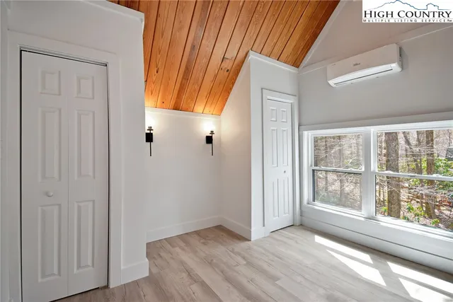 $430,000 | 117 Shagbark Road, Beech Mountain, NC 28604