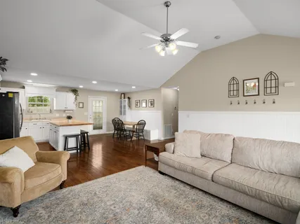 $335,000 | 1908 Sheffield Lane, Columbia, TN 38401