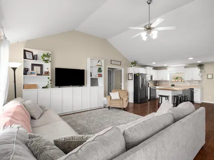 $335,000 | 1908 Sheffield Lane, Columbia, TN 38401