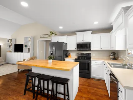 $335,000 | 1908 Sheffield Lane, Columbia, TN 38401