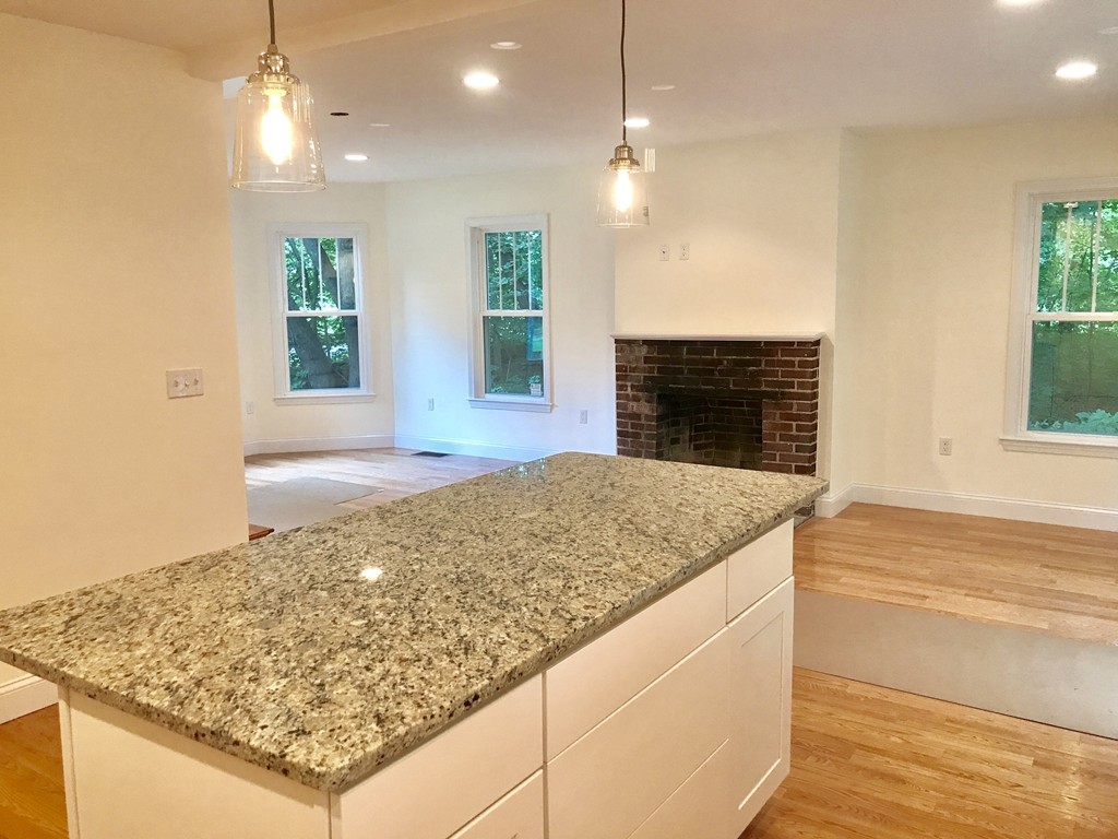 8 Bear Hill Road Merrimac, MA 01860 - Photo 3 of 10 Gallery Image 3