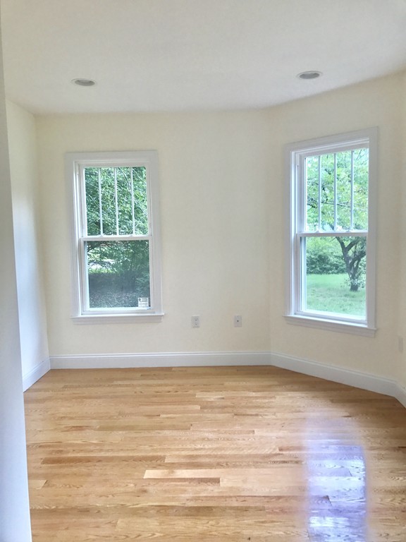 8 Bear Hill Road Merrimac, MA 01860 - Photo 10 of 10 Gallery Image 10