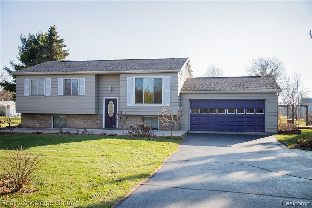 4300 Swarthout Road Pinckney, MI 48169 - Photo 1 of 26 Swart-100.jpg