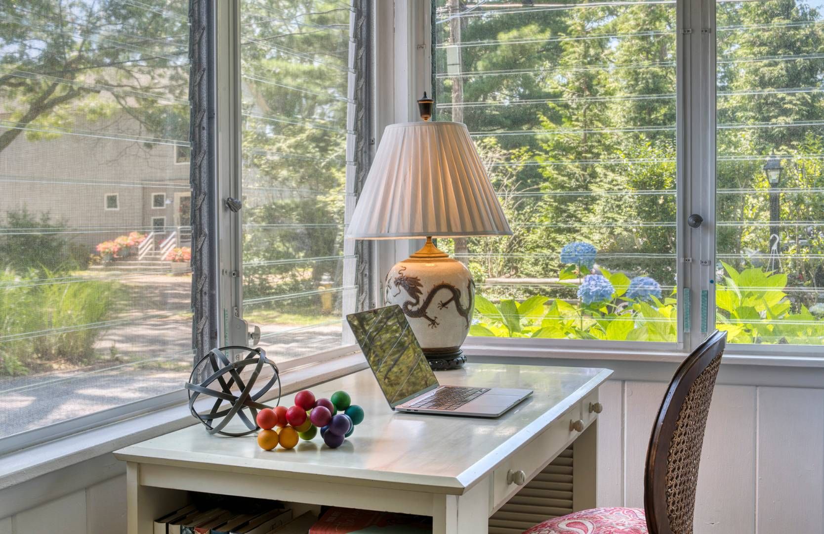 32 Chestnut Street Sag Harbor, NY 11963 - Photo 7 of 12